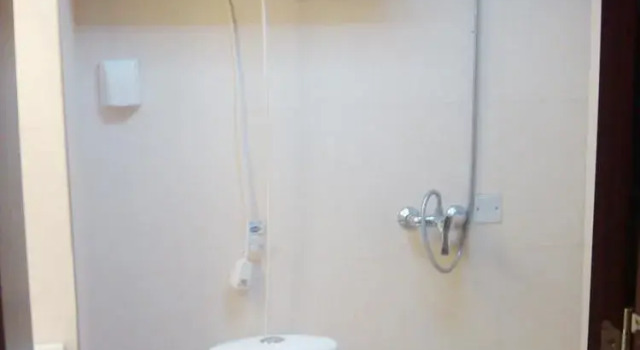 Zhongyue Hotel, Забронировать Отель Ляньху Сиань, рядом с Мусульманская улица