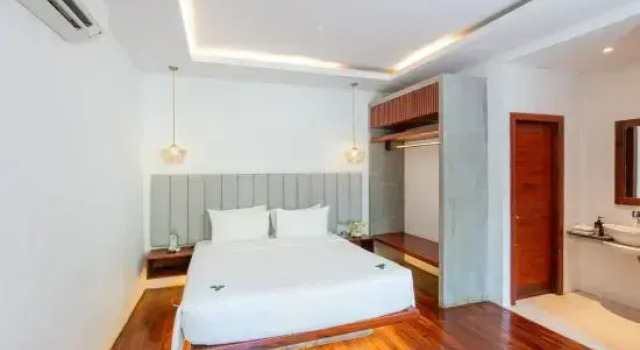 Полулюкс с видом на бассейн Victoria Central Residence