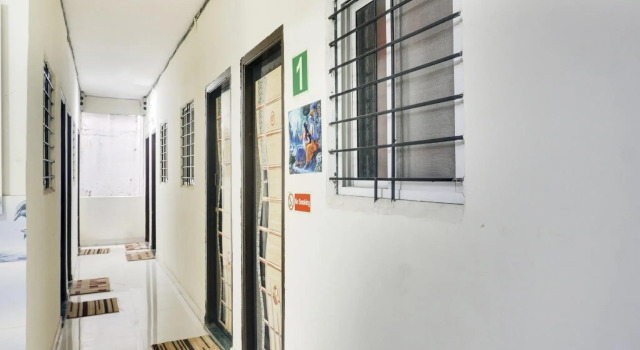 OYO 76259 Hotel SRH, Забронировать Отель Отели штата Махараштры 3 звезды, 3*