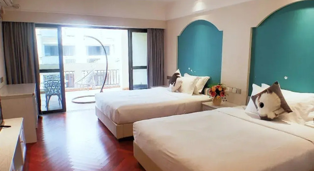 Shenzhen House of Sea Apartment (Dameisha Subway Station)