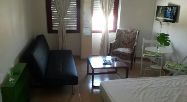 Studio in Sevilla, With Wonderful City View, Balcony and Wifi - 97 km