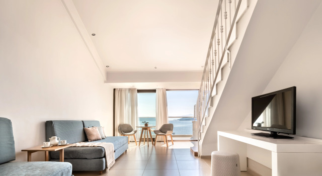 Kassandra Bay Resort, Suites & Spa