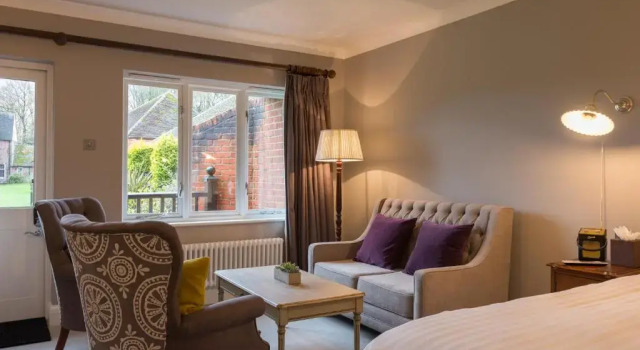 Burley Manor, Забронировать Отель Берли Нью-Форест, рядом с Парк Берли