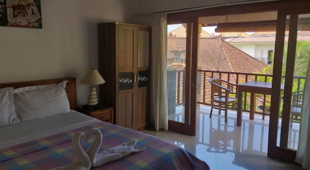 Bali Sari Homestay, Забронировать Отель Отели провинции Бали с завтраком, Завтраки