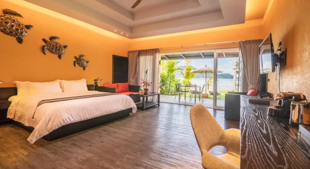 Peninsula Beach Resort