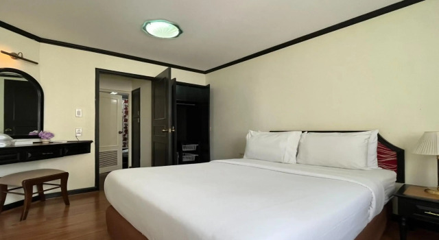 Yellow Ribbon Hills, Boutique Suites