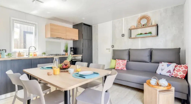 Люкс Camping maeva Escapades Les Cottages de Perpignan