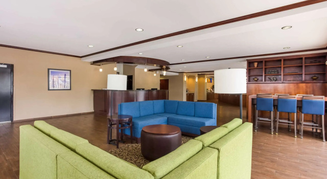 Comfort Suites Saraland, Boek Hotel Saraland Alabama