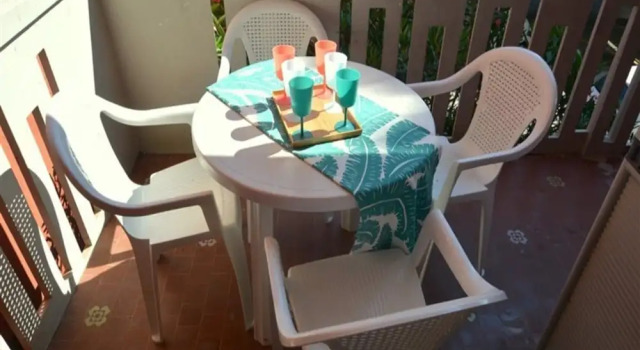 Апартаменты Central Apartment Near the Beach With Parking