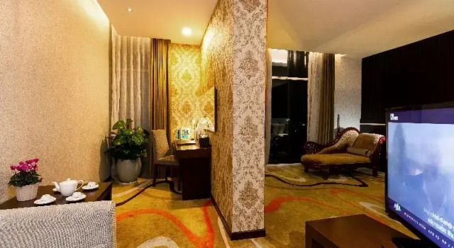 Двухместный номер Business с балконом The Mira Hotel