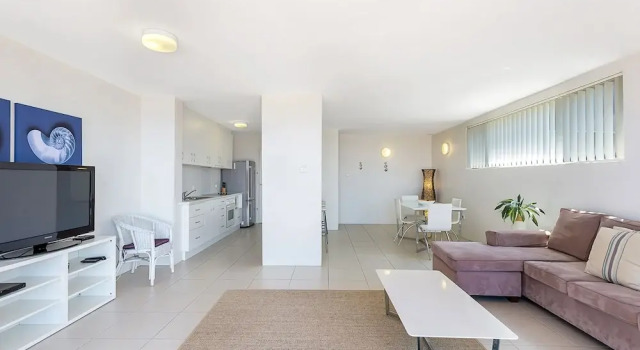 5 'Casuarina's ' 33 Soldiers Point Road - superb waterfront unit
