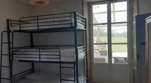 Апартаменты Chambres d'hôtes du Domaine Val Bruant