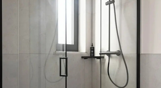 Люкс Limehome Athens Agora