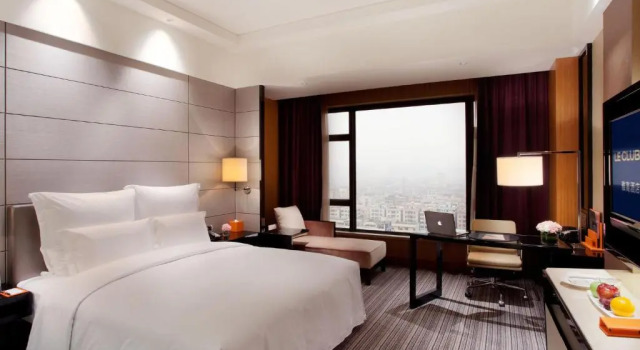 Suite Deluxe Pullman Dongguan Changan