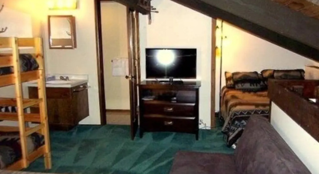 110 Standard Condominium 2 Bedrooms 2 Bathrooms Condo, Prenota Appartamento Hotel a Mammoth con piscina, Piscina