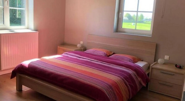 Charming Home With Garden, Rezerwuj Dom wakacyjny Hotele w Bruksela z parkingiem, Parking