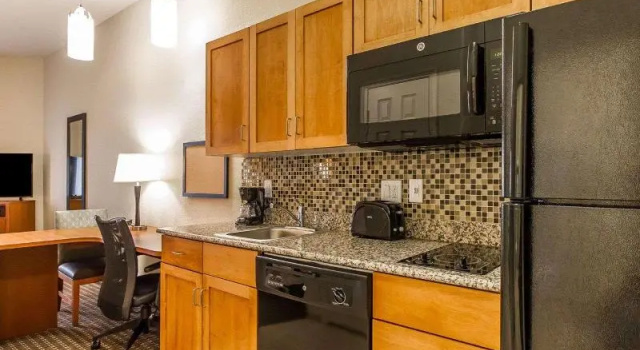 Люкс MainStay Suites Stanley