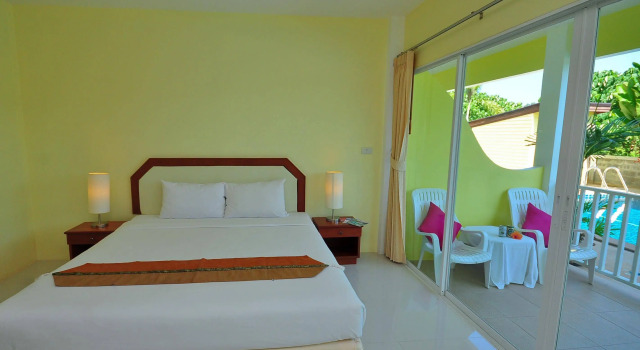 Phuket Airport Sonwa Resort