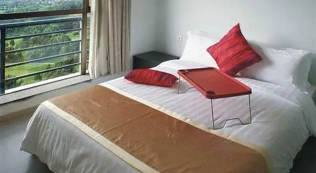 Qu Apart Tel, Rezerwuj Apartamentowiec hotelowy Hotele w Shenzhen z parkingiem, Parking