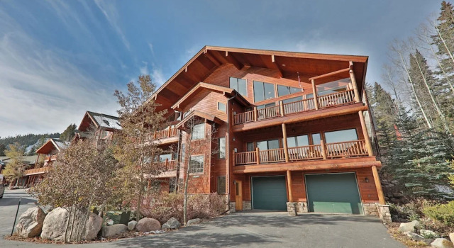 Slopeside 97 Clover Lane - 3 Br Condo