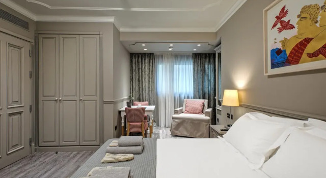 Студия Цокольный этаж Estia Boutique Apartments