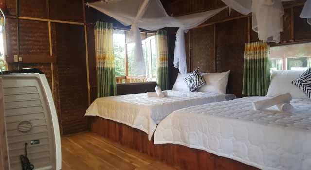 Семейный номер Standard с балконом и с видом на реку Spirit Garden Guesthouse
