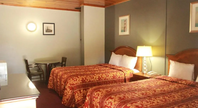 Четырёхместный номер Standard Budget Inn -Yreka