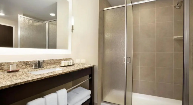 Двухместный номер Embassy Suites by Hilton Jackson North Ridgeland