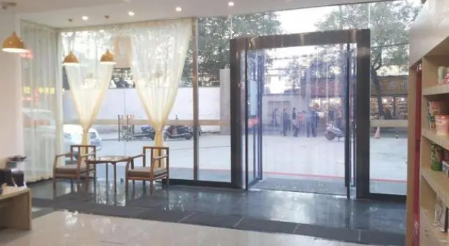 7 Days Premium Xi‘an Railway Station Shop, Prenota Hotel Xi'an Shaanxi
