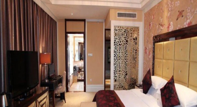 Люкс Deluxe Fortune International Hotel