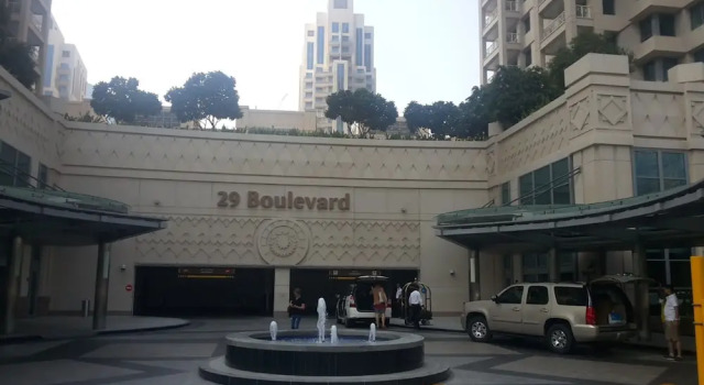 29 Boulevard Tower 1 - BURJKHALIFA AND FOUNTAN VIEW, Забронировать Отель Даунтаун Дубай , рядом с Дубайский аквариум