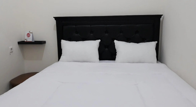 Номер Deluxe OYO 2015 Bandara Hotel Balikpapan