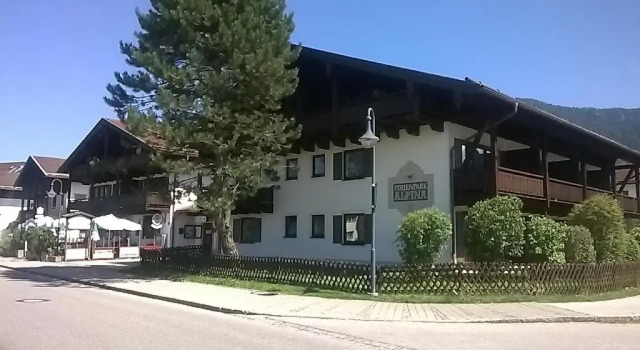 Alpina Inzell 223 Chiemgaukarte, Varaa Hotelli Hotellit Baijeri pysäköinnillä, Pysäköinti