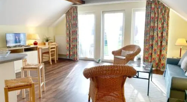 Neddesitz Ferienwohnung Kreideblick, Book Apartment Neddesitz Rügen