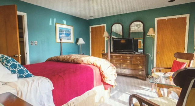 Camera Standard Laurel Grove Inn on the South