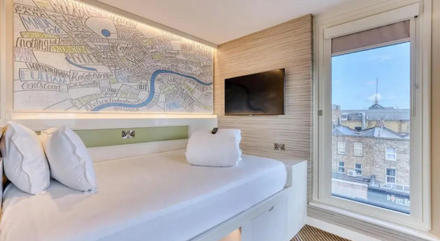 Номер Standard Hub By Premier Inn London Camden