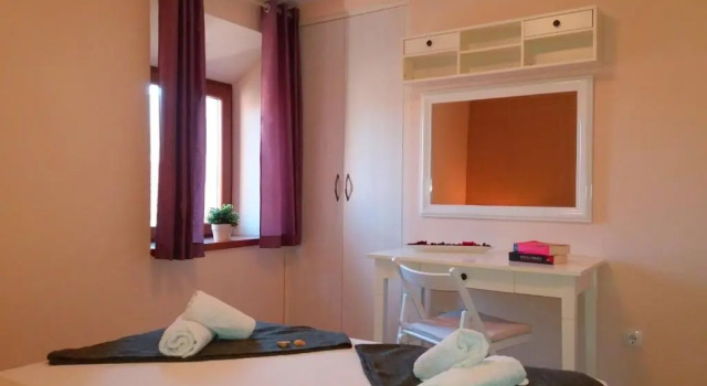 Apartments Neno - 50m from center, Prenota Appartamento Jelsa 
