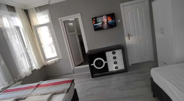 Güneş Hotel, Забронировать Отель Фатих Стамбул, рядом с Библиотека Стамбульского университета