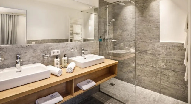 Апартаменты Deluxe Familienhotel Hinteregger