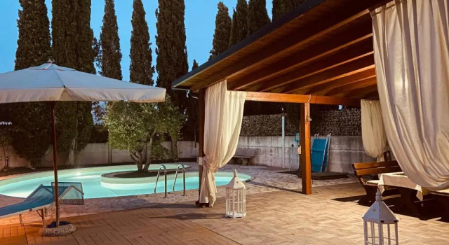 Коттедж Casetta con Piscina - internet gratuito