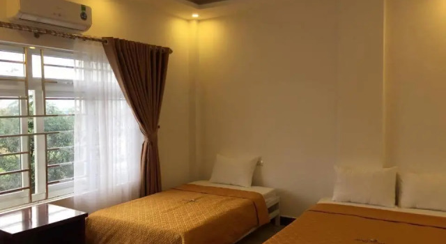 Трёхместный номер Deluxe с красивым видом из окна Bình Minh Hotel