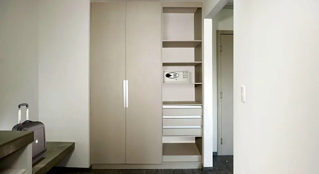 Номер Standard Life Hotel