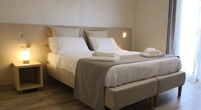 Komfort Doppel Zimmer 1 Schlafzimmer mit Stadtblick Michelangelo Home B&B