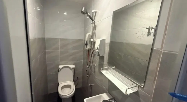 Четырёхместный семейный номер Standard Tiong Nam Hotel Near Pasir Gudang