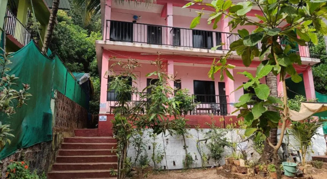 Est Hem Guesthouse Arambol