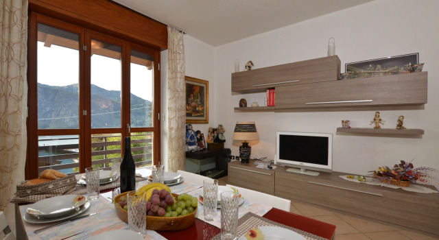 Casa Virginia, Prenota Villa Mandello del Lario Como