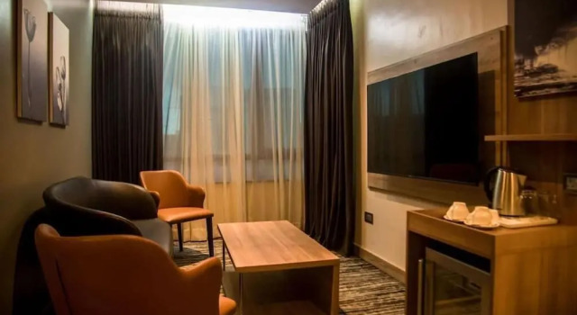 Номер Premium Golden Tulip Lekki