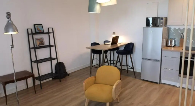 Апартаменты Happy Kool - centre ville + wifi + parking privé