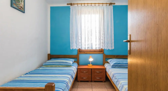 Awesome Apartment in Jasenice With 3 Bedrooms and Wifi
