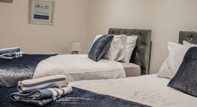 BV Comfy Spacious 3 Bedroom House At Tatton Street Manchester